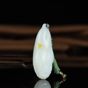 山流水料和田羊脂白玉玉兰花吊坠