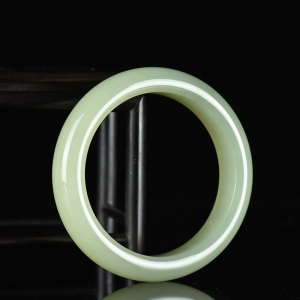 60mm山料和田青玉手镯