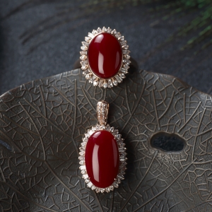 18K阿卡牛血红珊瑚戒指/吊坠套装