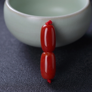 阿卡牛血红珊瑚桶珠（两件）