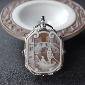 18k贝雕威尼斯吊坠