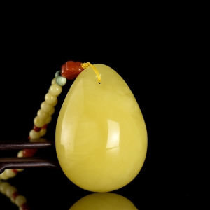 白花蜜蜜蜡水滴吊坠