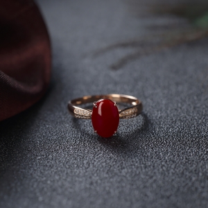18K阿卡牛血红珊瑚戒指
