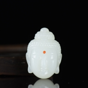 山料和田羊脂白玉释迦牟尼吊坠