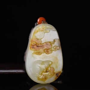 籽料和田白玉月兔吊坠