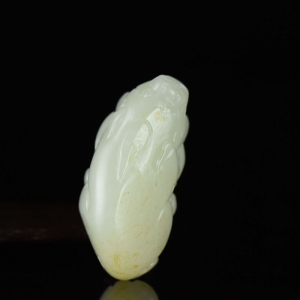 籽料和田白玉貔貅吊坠