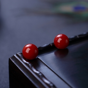 8.5mm沙丁牛血红珊瑚圆珠（两件）