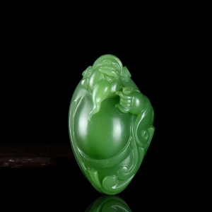 山料和田碧玉财神吊坠