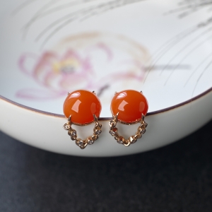 18K樱桃红南红耳钉