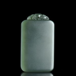 山料和田碧玉无事牌吊坠