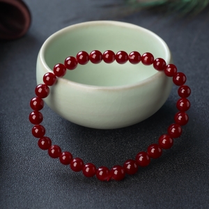 5.5mm阿卡牛血红珊瑚单圈手串