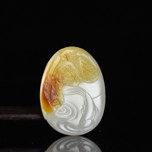 籽料和田白玉年年有余吊坠