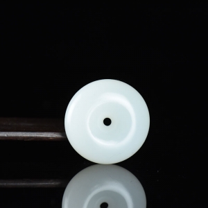 籽料和田白玉平安扣吊坠