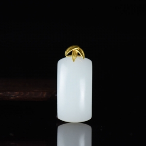 18K籽料和田白玉节节高吊坠