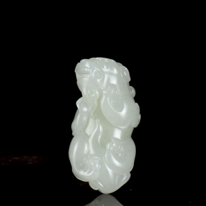 籽料和田白玉貔貅吊坠