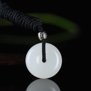 山料和田羊脂白玉平安扣吊坠