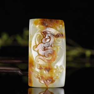 俏色籽料和田玉龙之守护皮带扣