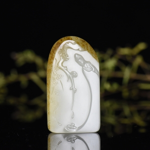 籽料和田白玉观音吊坠