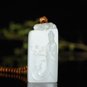 籽料和田白玉观音吊坠