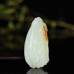 籽料和田白玉百财吊坠