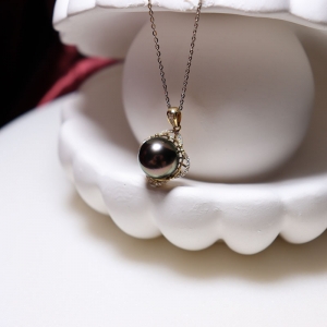 18k海水黑色珍珠吊坠