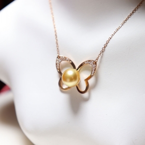 18k海水浓金珍珠项链