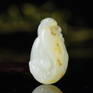 籽料和田白玉代代封侯吊坠