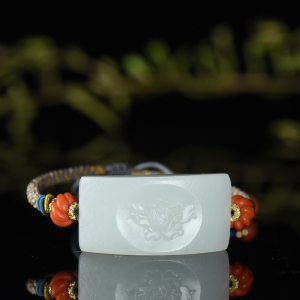 籽料和田白玉花开富贵手绳