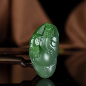 山料和田碧玉关公吊坠