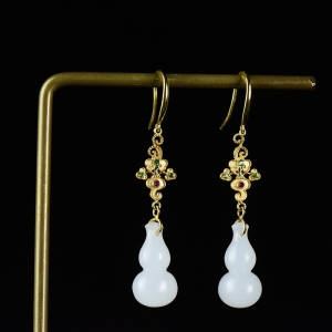 18K籽料和田白玉福禄耳坠