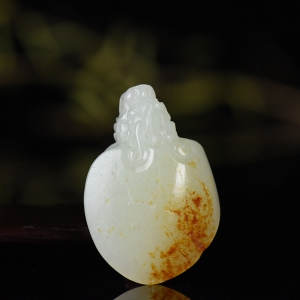 籽料和田白玉龙龟吊坠