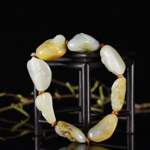 籽料和田白玉八仙单圈手串