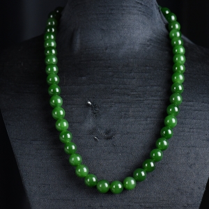 10mm山料和田碧玉项链