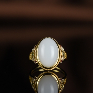 18K籽料和田白玉戒指