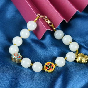 10.5mm籽料和田白玉手链