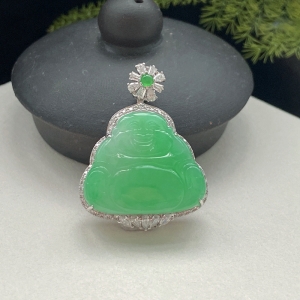 18K细糯种浅阳绿翡翠弥勒佛吊坠