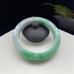 59mm糯种翠绿翡翠平安镯