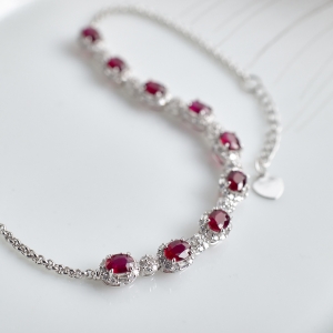 18K鸽血红红宝石手链