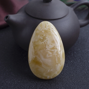 白花蜜蜡水滴吊坠