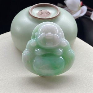 糯种带色翡翠弥勒佛吊坠