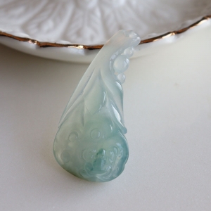 冰种飘花翡翠多子多福吊坠