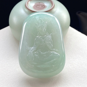 糯冰种翡翠度母吊坠