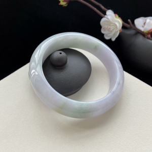 56mm糯冰种春带彩翡翠平安镯