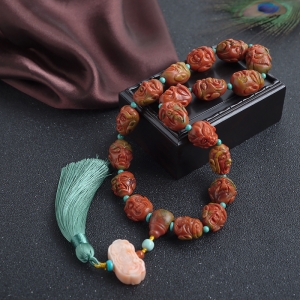 黄皮包浆料南红十八罗汉手持