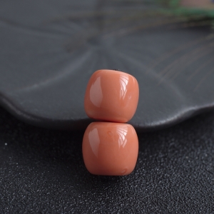 MOMO珊瑚桶珠（两件）