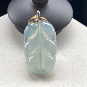 18K冰种翡翠金枝玉叶吊坠