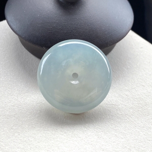 冰种翡翠平安扣吊坠