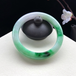 55mm糯种浅绿翡翠平安镯