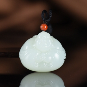 籽料和田白玉一团和气吊坠