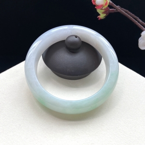 54mm糯种浅绿翡翠平安镯